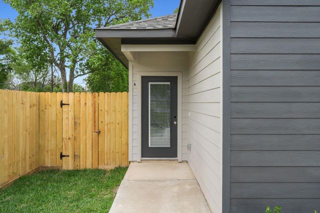1026 Junell Street A, Houston, TX 77088