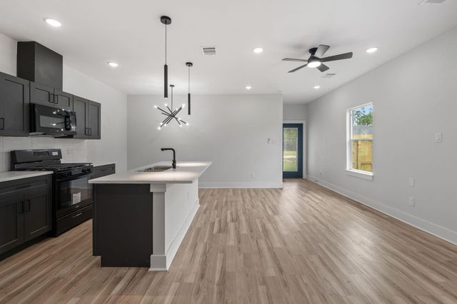 1026 Junell Street A, Houston, TX 77088