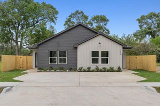 1026 Junell Street A, Houston, TX 77088