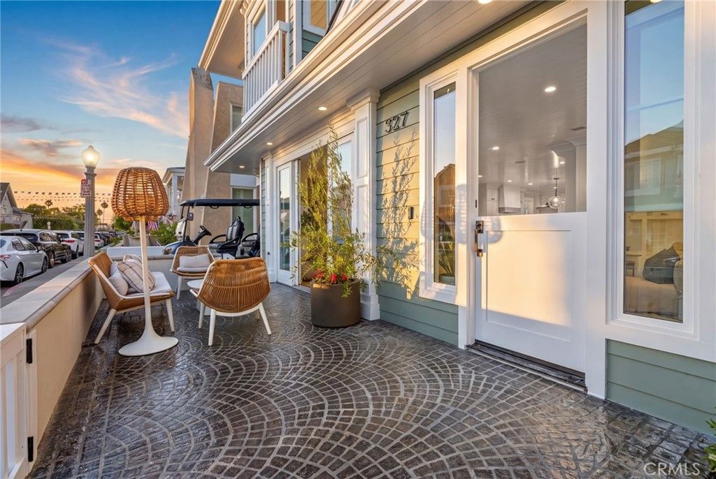 327 Amethyst, Newport Beach, CA 92662 — photo 5