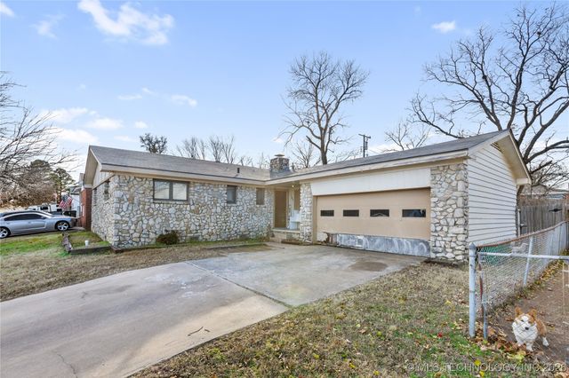 784 N Moccasin Place, Sapulpa, OK 74066