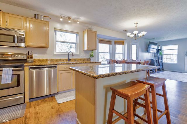 17872 Grassy Knoll Drive, Westfield, IN 46074