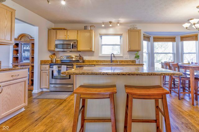 17872 Grassy Knoll Drive, Westfield, IN 46074