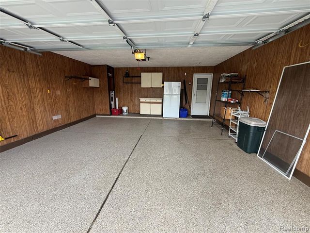730 Country Club Dr Drive 36, Saint Clair Shores, MI 48082
