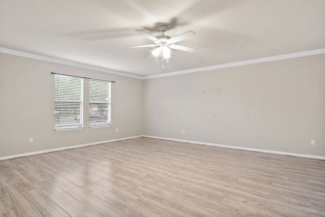 3030 Twin Creek Dr, Corpus Christi, TX 78414