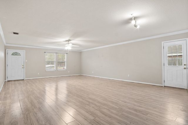 3030 Twin Creek Dr, Corpus Christi, TX 78414