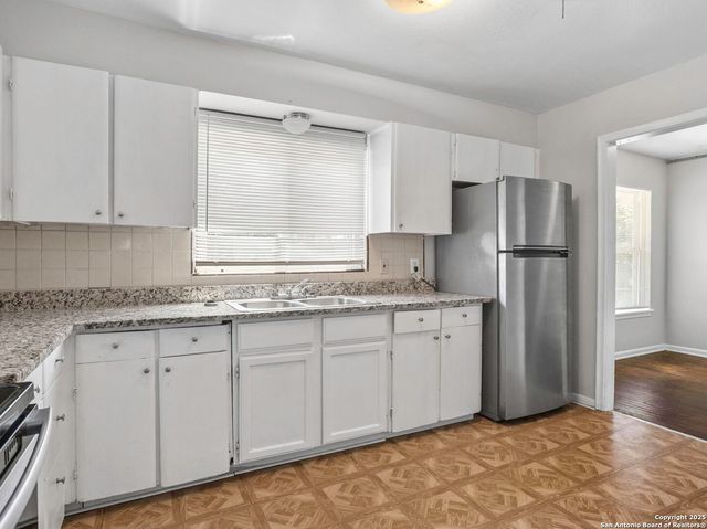 614 Karen, San Antonio, TX 78218