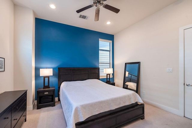 94 N Hutcheson Street, Houston, TX 77003