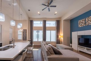 94 N Hutcheson Street, Houston, TX 77003