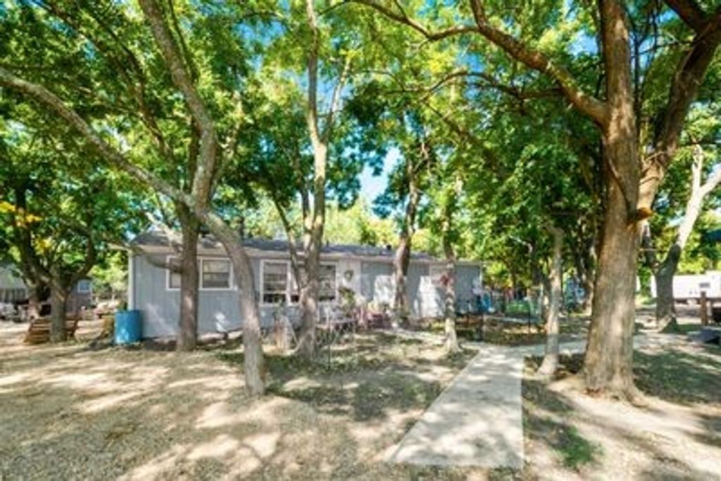 8953 County Road 864, Princeton, TX 75407