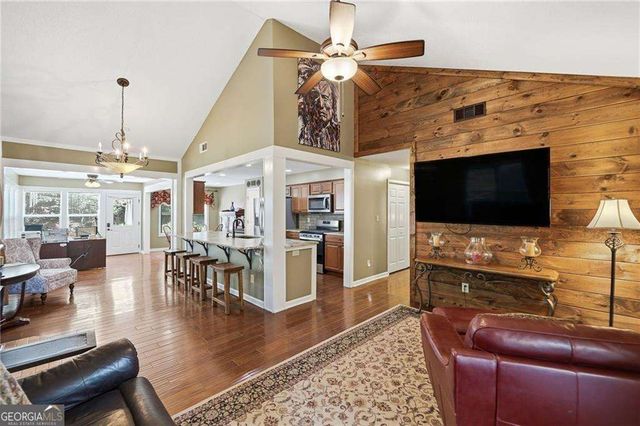 201 Talona Lake Terrace, Ellijay, GA 30536