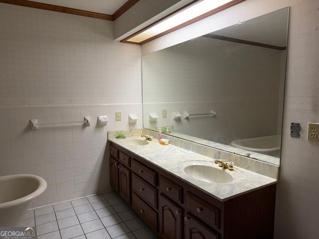 206 Ridge Circle, Dublin, GA 31021