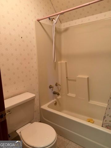 206 Ridge Circle, Dublin, GA 31021