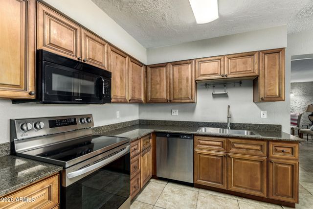 2530 N 58TH Avenue, Phoenix, AZ 85035