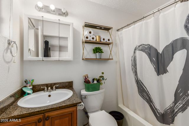 2530 N 58TH Avenue, Phoenix, AZ 85035