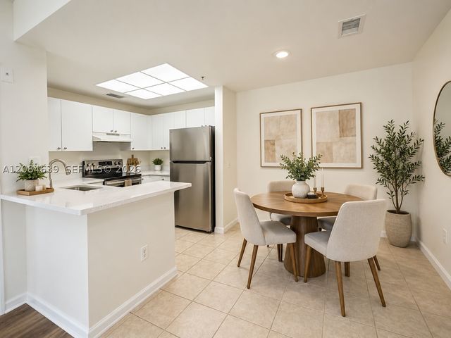 2027 SE 10th Ave 731, Fort Lauderdale, FL 33316