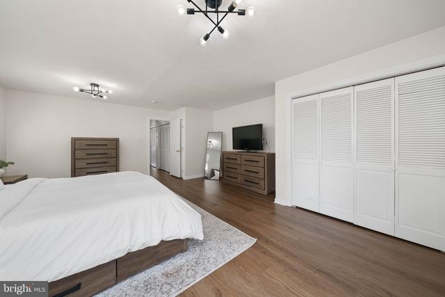 6991 SILVERWOOD ST, Philadelphia, PA 19128