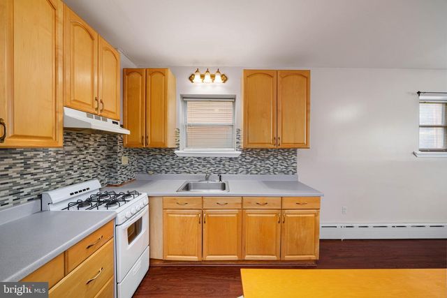 6991 SILVERWOOD ST, Philadelphia, PA 19128