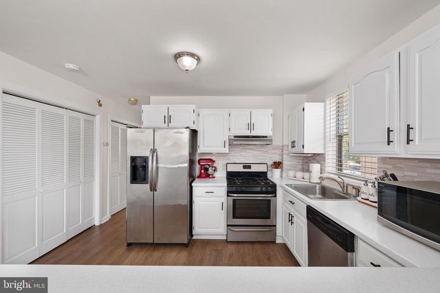 6991 SILVERWOOD ST, Philadelphia, PA 19128