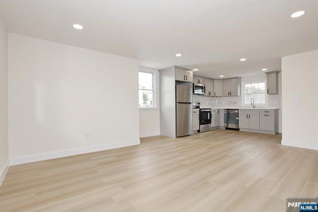 22 Falmouth Avenue 2, Elmwood Park, NJ 07407
