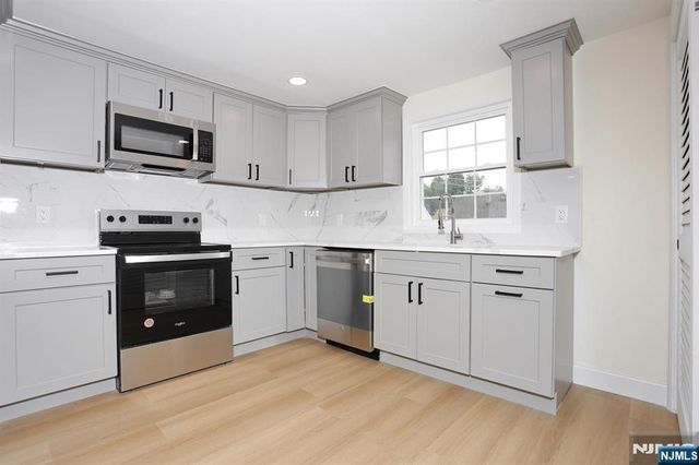 22 Falmouth Avenue 2, Elmwood Park, NJ 07407