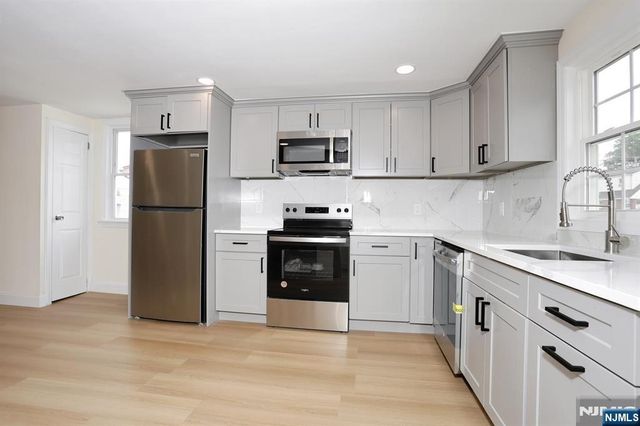 22 Falmouth Avenue 2, Elmwood Park, NJ 07407