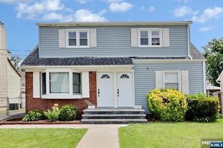 22 Falmouth Avenue 2, Elmwood Park, NJ 07407