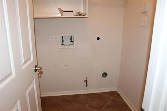 431 Twin Timbers Lane, Kemah, TX 77565