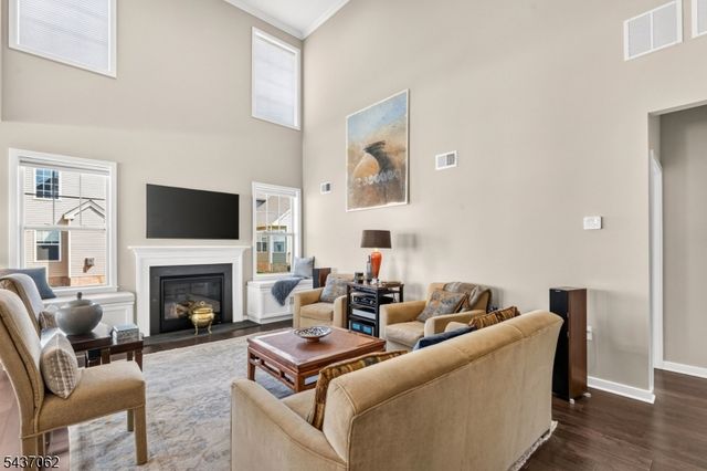 29 Norton Rd, Hillsborough Twp., NJ 08844