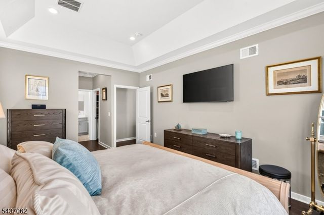 29 Norton Rd, Hillsborough Twp., NJ 08844