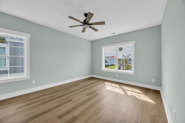 868 Crystal Water Way, Myrtle Beach, SC 29579