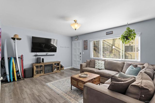 4950 Coronado 2, San Diego, CA 92107