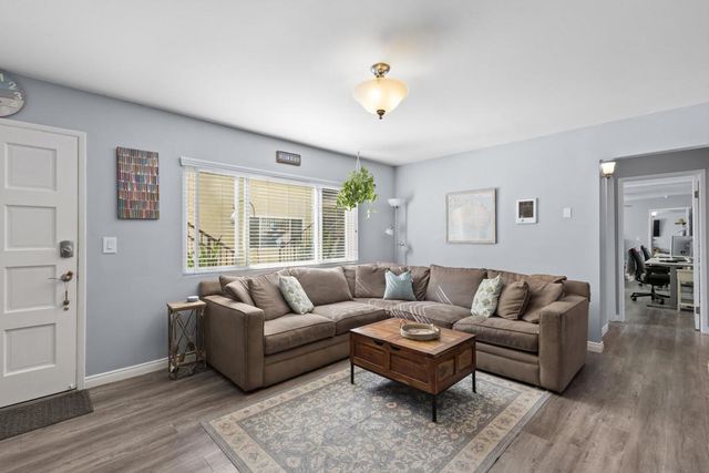 4950 Coronado 2, San Diego, CA 92107
