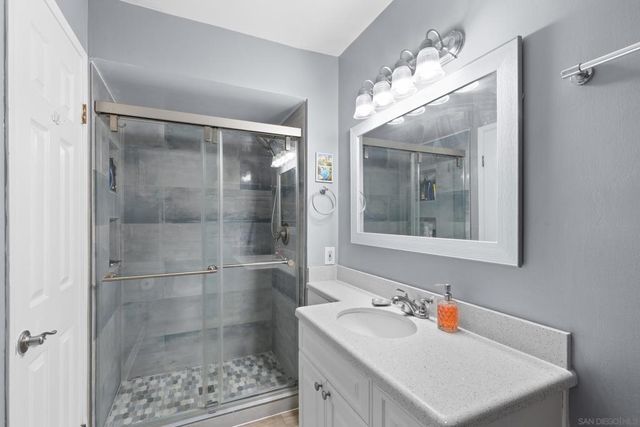 4950 Coronado 2, San Diego, CA 92107