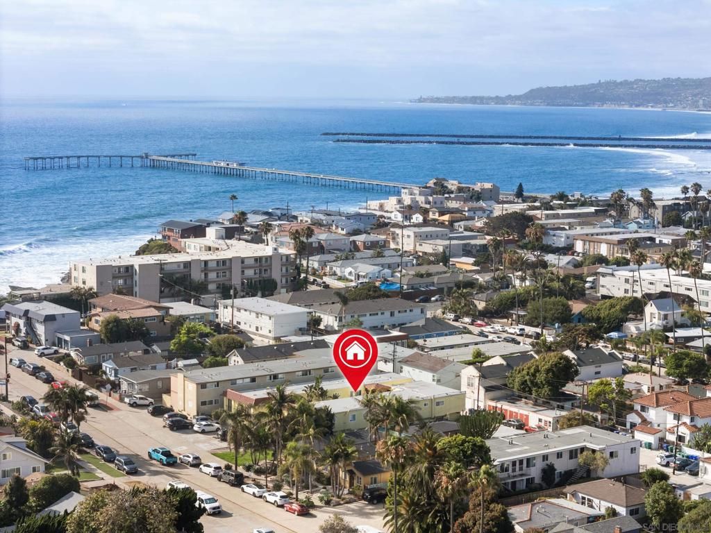 4950 Coronado 2, San Diego, CA 92107
