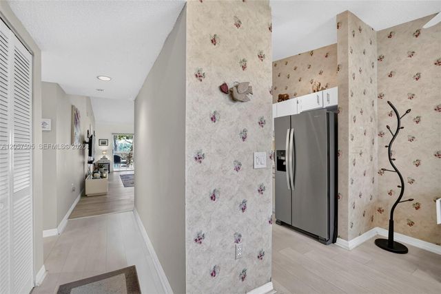 7449 N Devon Drive 207, Tamarac, FL 33321
