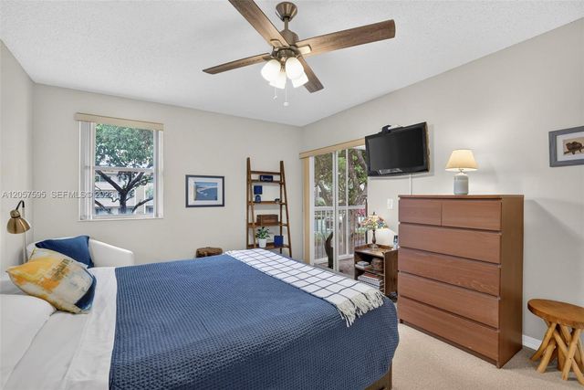 7449 N Devon Drive 207, Tamarac, FL 33321
