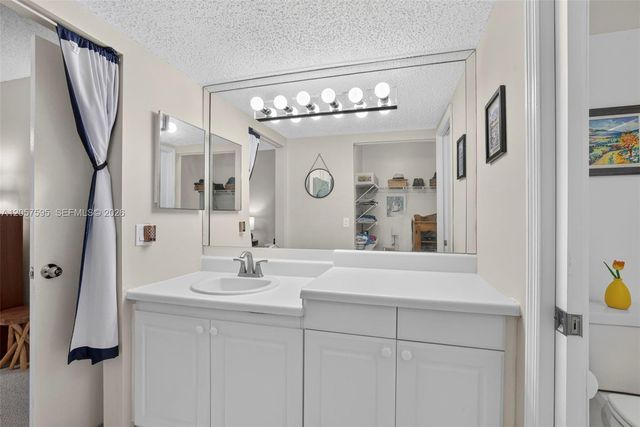7449 N Devon Drive 207, Tamarac, FL 33321