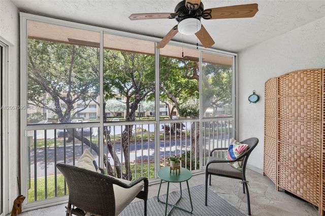 7449 N Devon Drive 207, Tamarac, FL 33321