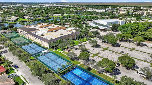 7449 N Devon Drive 207, Tamarac, FL 33321