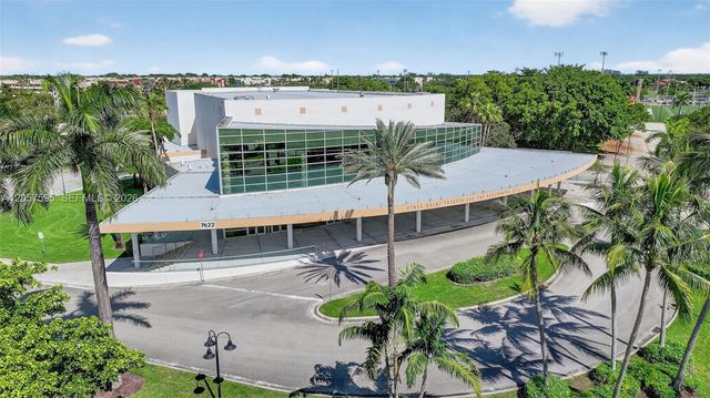 7449 N Devon Drive 207, Tamarac, FL 33321