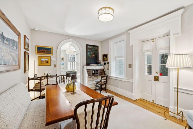 6 Saint Michaels Alley, Charleston, SC 29401