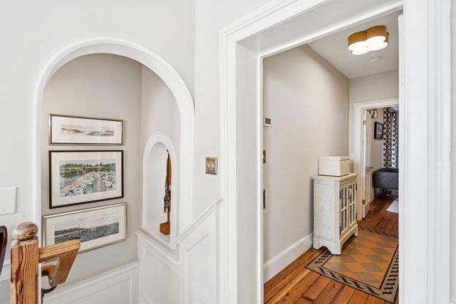 6 Saint Michaels Alley, Charleston, SC 29401