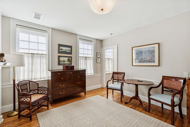 6 Saint Michaels Alley, Charleston, SC 29401