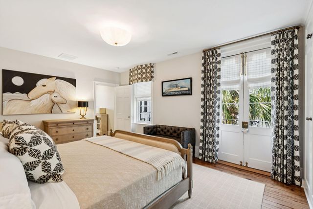 6 Saint Michaels Alley, Charleston, SC 29401