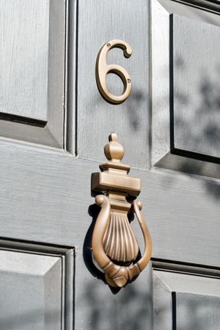 6 Saint Michaels Alley, Charleston, SC 29401