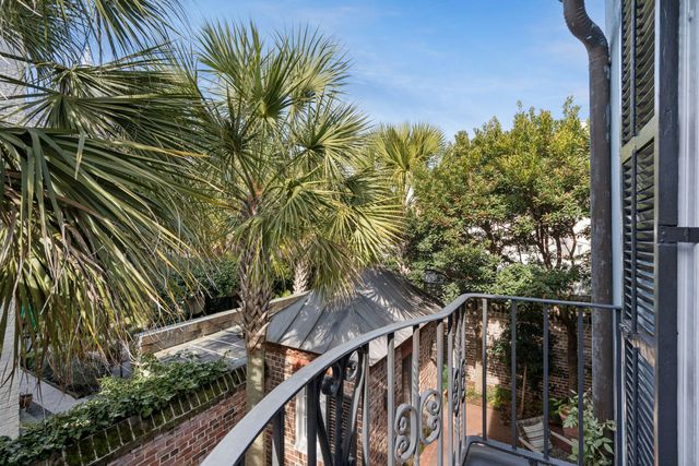 6 Saint Michaels Alley, Charleston, SC 29401