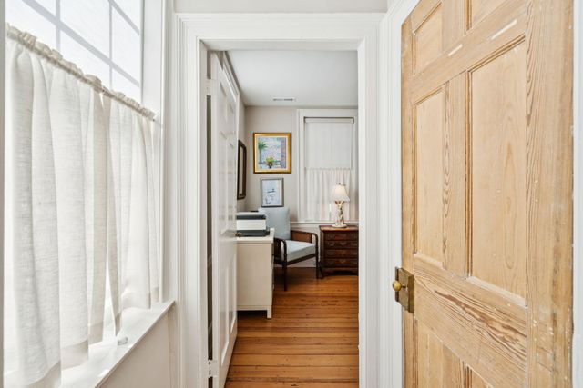 6 Saint Michaels Alley, Charleston, SC 29401