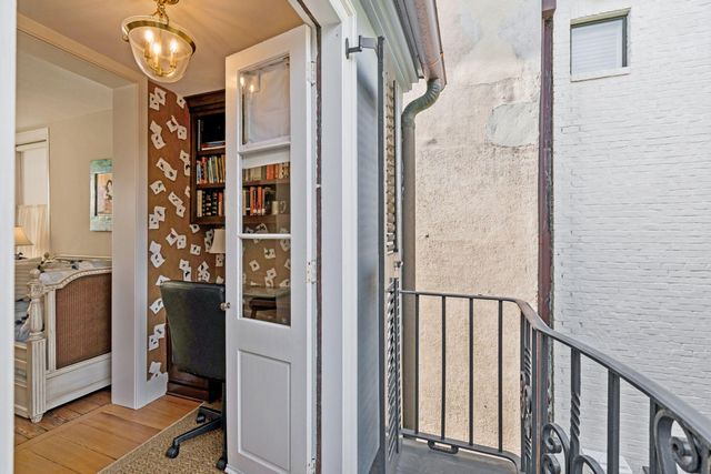 6 Saint Michaels Alley, Charleston, SC 29401