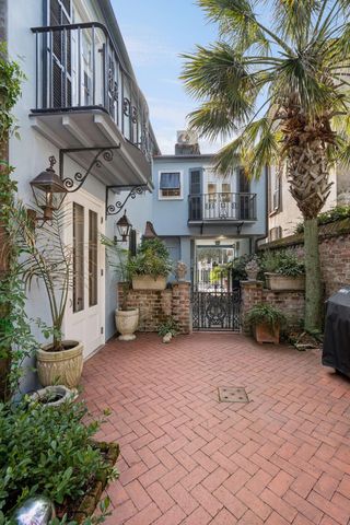 6 Saint Michaels Alley, Charleston, SC 29401